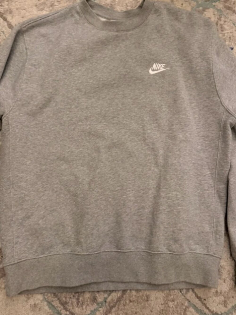 Nike men grey crewneck long sleeve